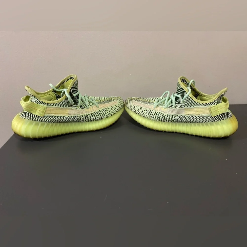Men’s adidas Yeezy Boost 350 V2 Yeezreel Non-Reflective Kanye West Size 8.5